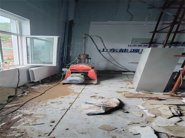 开福地基基础下沉墙体裂缝加固注浆顶升施工