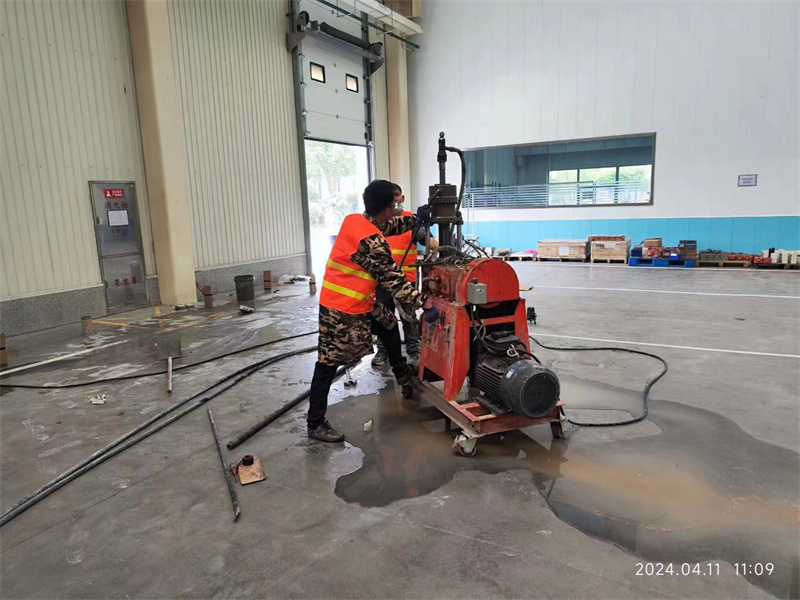 开福厂房地面下沉塌陷注浆加固施工